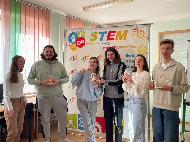 Учасники конкурсу